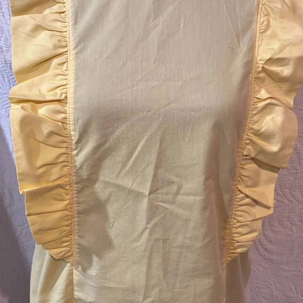 Michael Kors ruffle top, size‎ medium